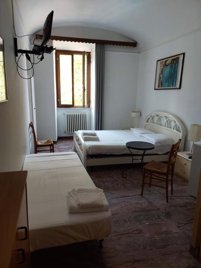 Vatican Rooms Guest House โรม ภายนอก รูปภาพ
