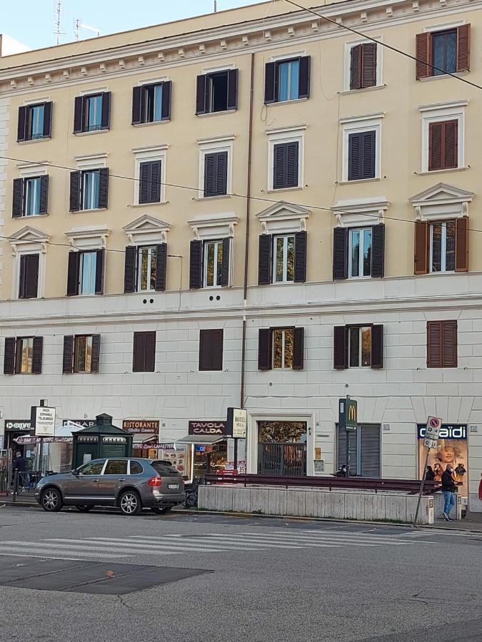 Vatican Rooms Guest House โรม ภายนอก รูปภาพ