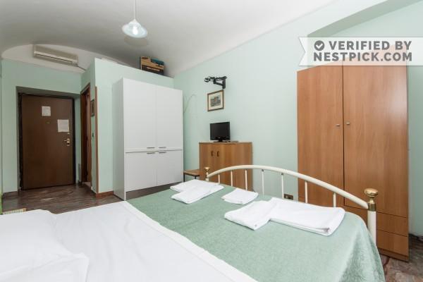 Vatican Rooms Guest House โรม ภายนอก รูปภาพ