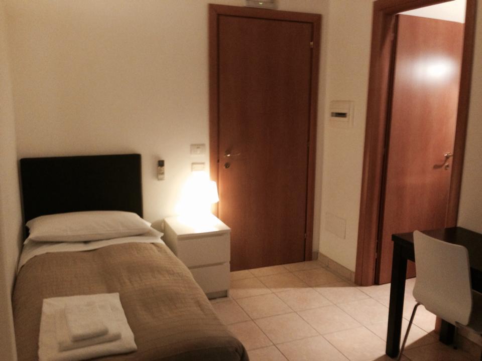 Vatican Rooms Guest House โรม ห้อง รูปภาพ