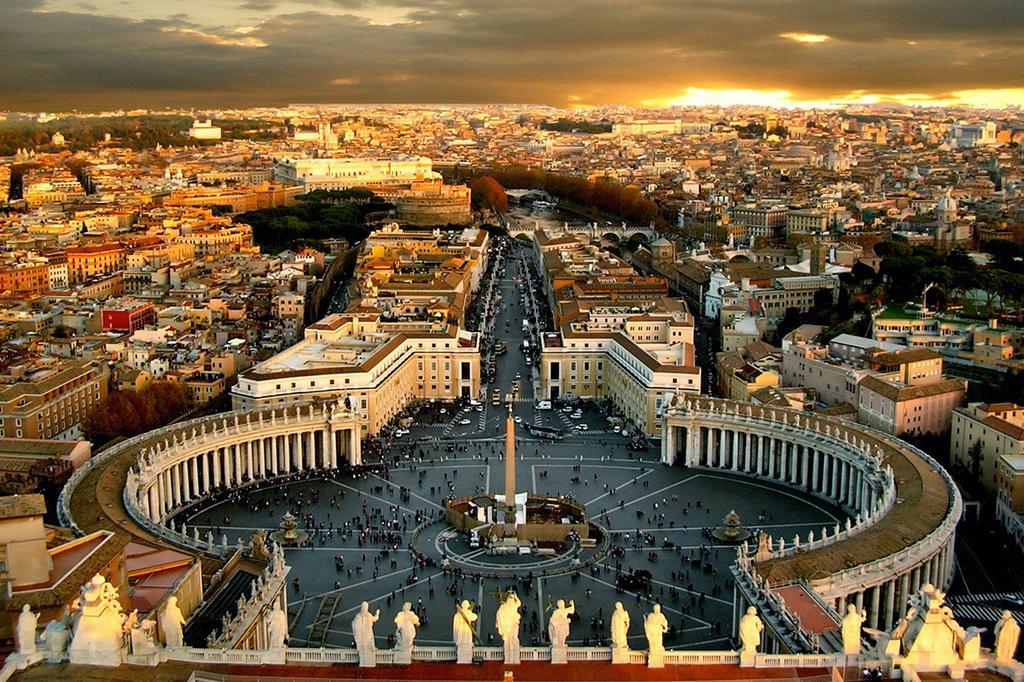 Vatican Rooms Guest House โรม ภายนอก รูปภาพ